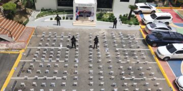 Apresan dos y confiscan más de una tonelada presublimemente cocaína 