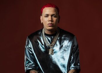 Yasiel LM lanza “El Brujo”, su primer álbum con una colaboración estelar 