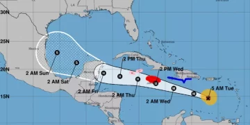 Así se prepara Jamaica ante el inminente paso del huracán Beryl