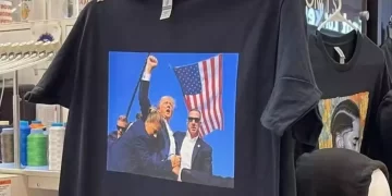 Tiendas en línea comienzan a vender camisetas con imagen de Trump tras atentado