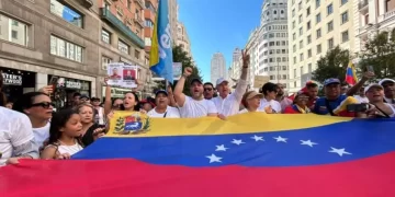 Los venezolanos votan llenos de ilusión y esperanza en Madrid