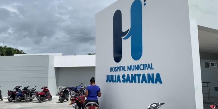Piden a las autoridades retirar cuerpo de joven de la morgue del hospital de Tamayo