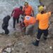 Rescatan joven que se habría lanzado al mar Caribe