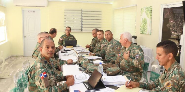 Estado Mayor General de las FF.AA. realiza reunión ordinaria en Jimaní