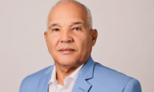 Luis Popa: "Alcaldía SDO tiene el gran desafío de acoplarse a las transformaciones realizadas por el gobierno en el municipio".