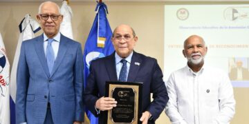 ADP designa Observatorio Educativo con el nombre del profesor Rafael Santos Badía