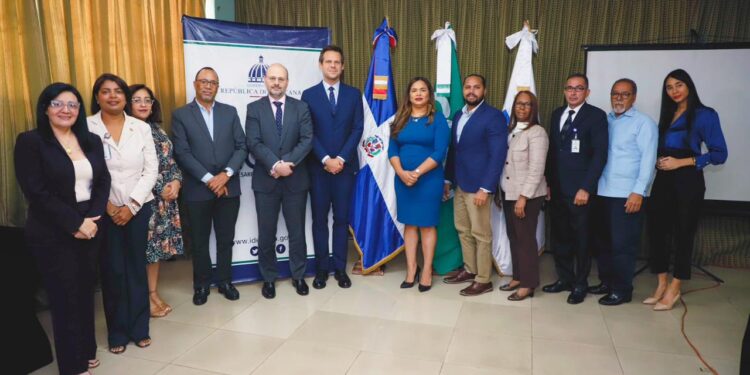 IDECOOP presenta avances en la regulación y supervisión del sector cooperativo ante delegación del FMI