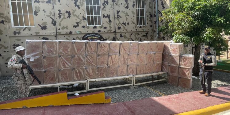 CESFronT incauta 510,000 unidades de cigarrillos en Elías Piña