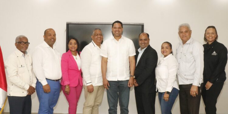 MINERD impulsa Transformación Digital en la Regional 15 de Educación