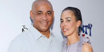 Esposa de ex gerente general de los Mets fue encontrada muerta en su casa