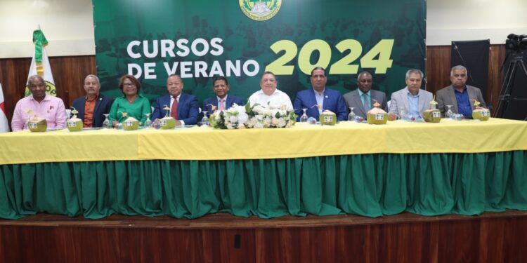 La Cooperativa de Maestros continúa siendo la institución que más invierte en materia de educación para sus dirigentes a través de los Cursos de Verano