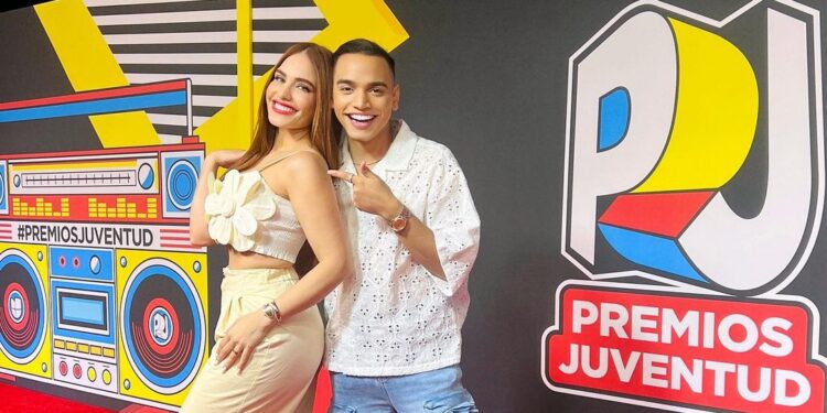 ¡Llegó el día! Premios Juventud en vivo esta noche por Telecentro
