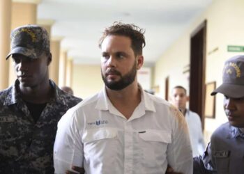 Un mes de cárcel y pago de RD$75 mil contra cubano que agredió Digesett