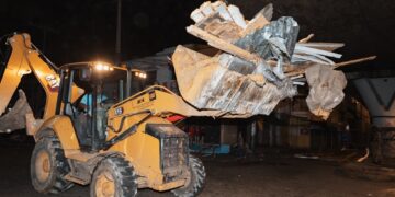 Retiran 46 casetas de vendedores irregulares entre la Josefa Brea y la Hermanos Pinzón