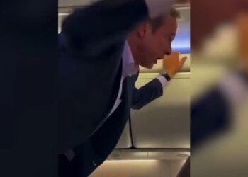 Impiden despegar de Panamá a vuelo con expresidentes que iban a Venezuela de observadores