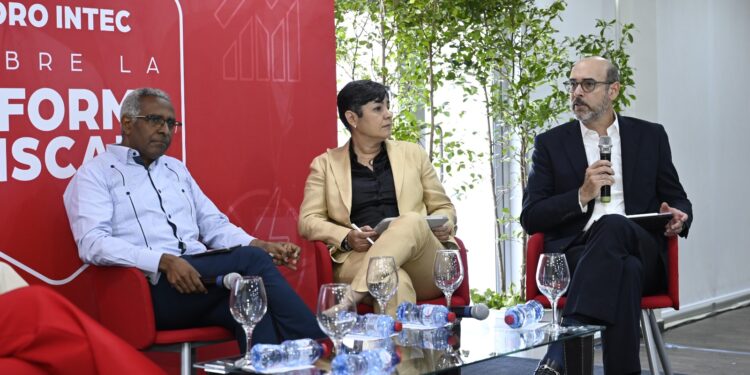 Economistas consideran que, pese a la estabilidad económica, República Dominicana necesita la reforma fiscal