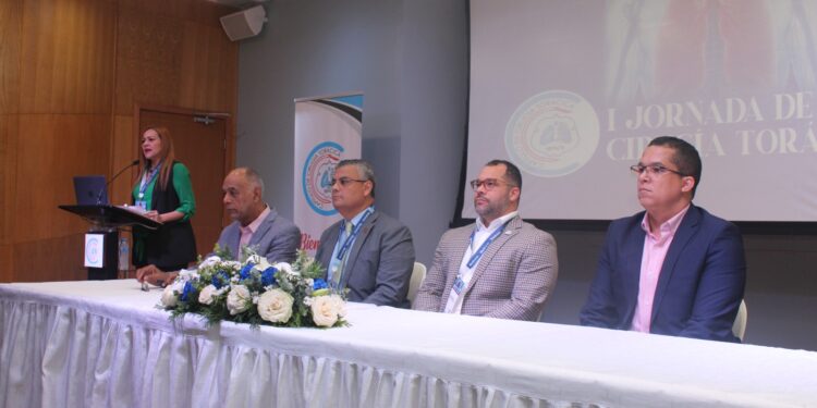 Cirujanos Torácicos presentan avances en Cirugía Torácica