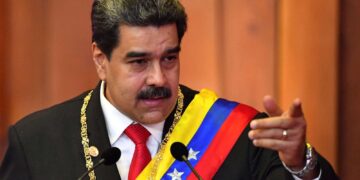 Venezuela exige a RD y otros seis países retirar "de inmediato" a su personal diplomático en Caracas