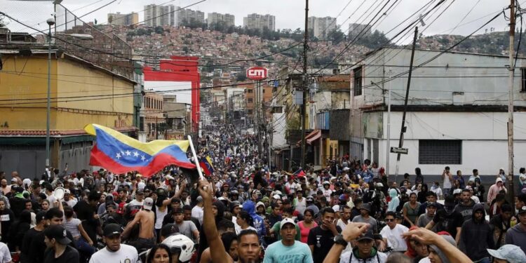 Protestas en Venezuela dejan al menos 4 muertos, decenas de heridos y 46 detenidos