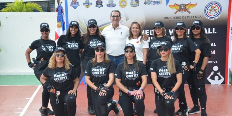 ADEOFA y MIDE inauguran 1er torneo de voleibol para miembros FF.AA y P.N