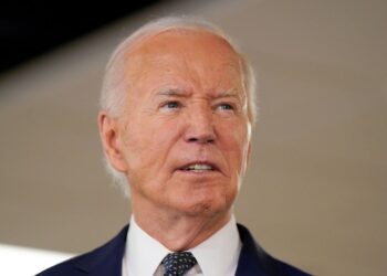 Biden se somete a un chequeo médico verbal dos veces por semana