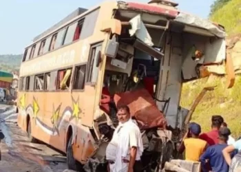 Al menos 18 muertos y 19 heridos en un accidente de autobús en el norte de la India