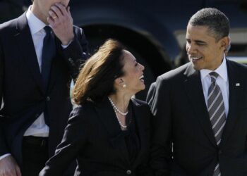 Barack y Michelle Obama apoyan a Kamala Harris como candidata presidencial de EE.UU.