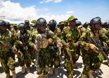 Llega a Haití segundo contingente de 200 policías kenianos para liderar misión ONU