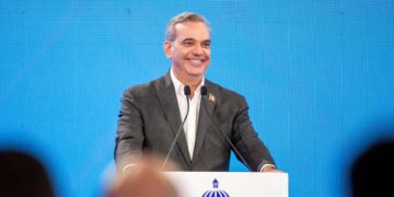 Presidente Luis Abinader cumple este viernes 57 años