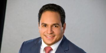 Manuel Conde dice nuevas designaciones muestran enfoque de Abinader en la eficiencia