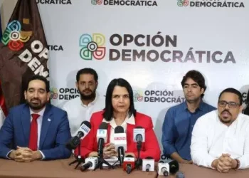 Opción Democrática: El presidente , el PRM por un lado y la gente por el otro
