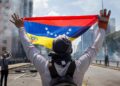 Asciende a 23 el número de muertos en protestas contra Nicolás Maduro