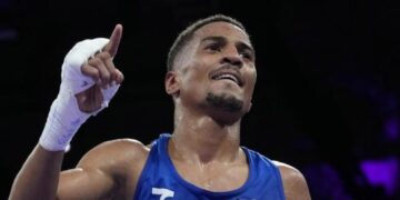 El boxeador Yunior Alcántara cae en semifinales, pero se alza con bronce histórico RD