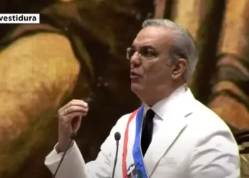 Abinader exige que se entreguen actas de elecciones en Venezuela