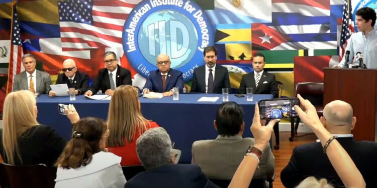 El TSJ de Venezuela se pronuncia sobre el fallo de la justicia chavista que proclamó a Maduro