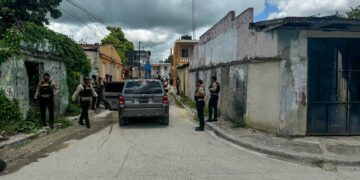 Ocupan drogas y detienen 11 personas durante operativo en SPM