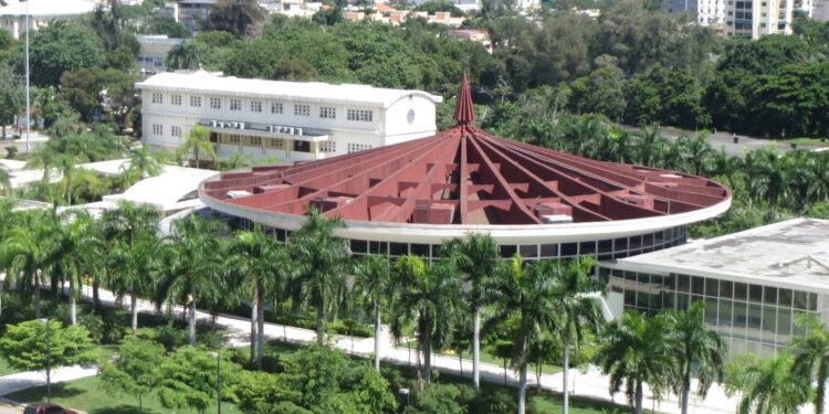 UASD y Centro Cultural de España auspician clase magistral sobre Desinformación y Fact Checking Climático