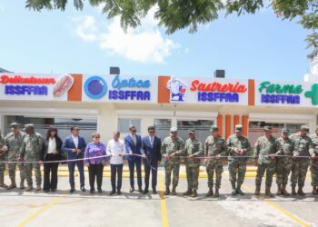 Inauguran  nuevas instalaciones del Supermercado, Delicatessen , Farmacia y Óptica del ISSFFAA