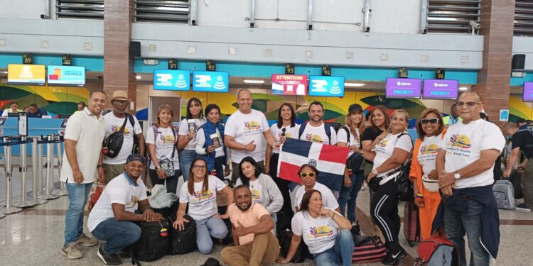 Periodistas dominicanos viajan a la ciudad de Medellín, Colombia