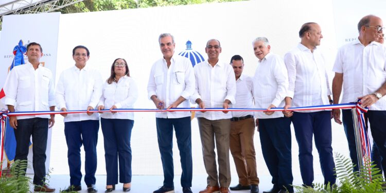 Presidente Abinader deja inaugurada la carretera Juan Veras – Las Yayitas, Santiago
