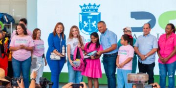 ADN recolecta más de siete millones de botellas plásticas en primera edición de Plásticos por Escolares