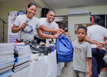 Guayabo Dulce Juntos Podemos beneficia más de 200 niños con útiles escolares