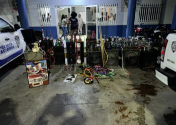 Policía y MP realizan operativos simultáneos en Villa Mella, Los Guaricanos y Sabana Perdida, SDN