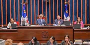Senado designa comisión bicameral para estudio del proyecto de reforma constitucional