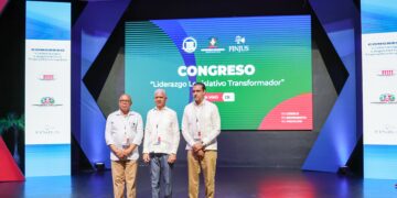 Senadores y diputados participan en seminario de inducción sobre “Liderazgo Legislativo Transformador”