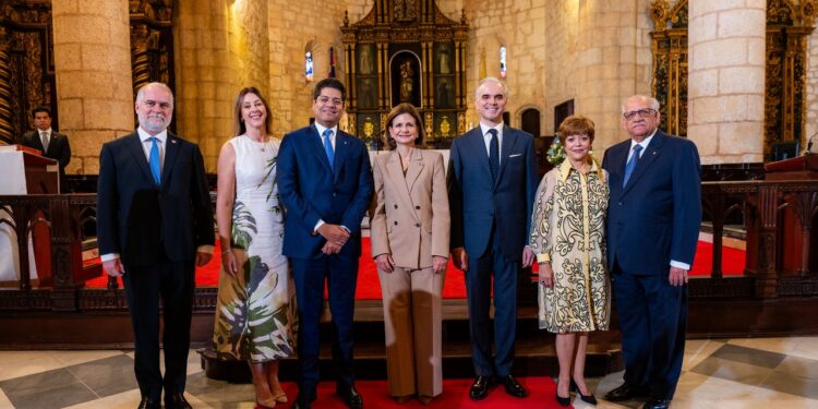 En su 60 aniversario Grupo Universal destaca su impulso al desarrollo económico del país