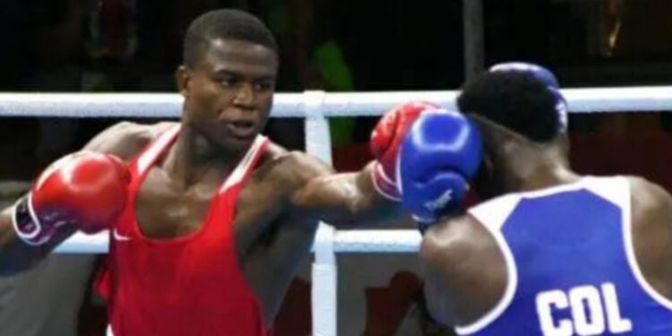 Cristian Pinales gana segundo bronce en boxeo