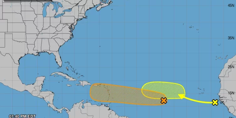 Amenazas en el Atlántico: Dos ondas tropicales con posibilidad de convertirse en depresión