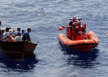 Detienen dos dominicanos indocumentados en costa de Puerto Rico