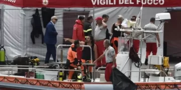 Recuperan el cuerpo de la hija de Lynch, última persona desaparecida en naufragio